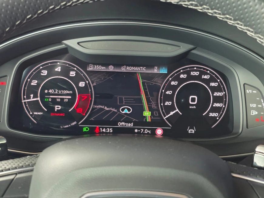 AUDI RS Q8 QUATTRO 4.0 V8441 A8 600CP 2024