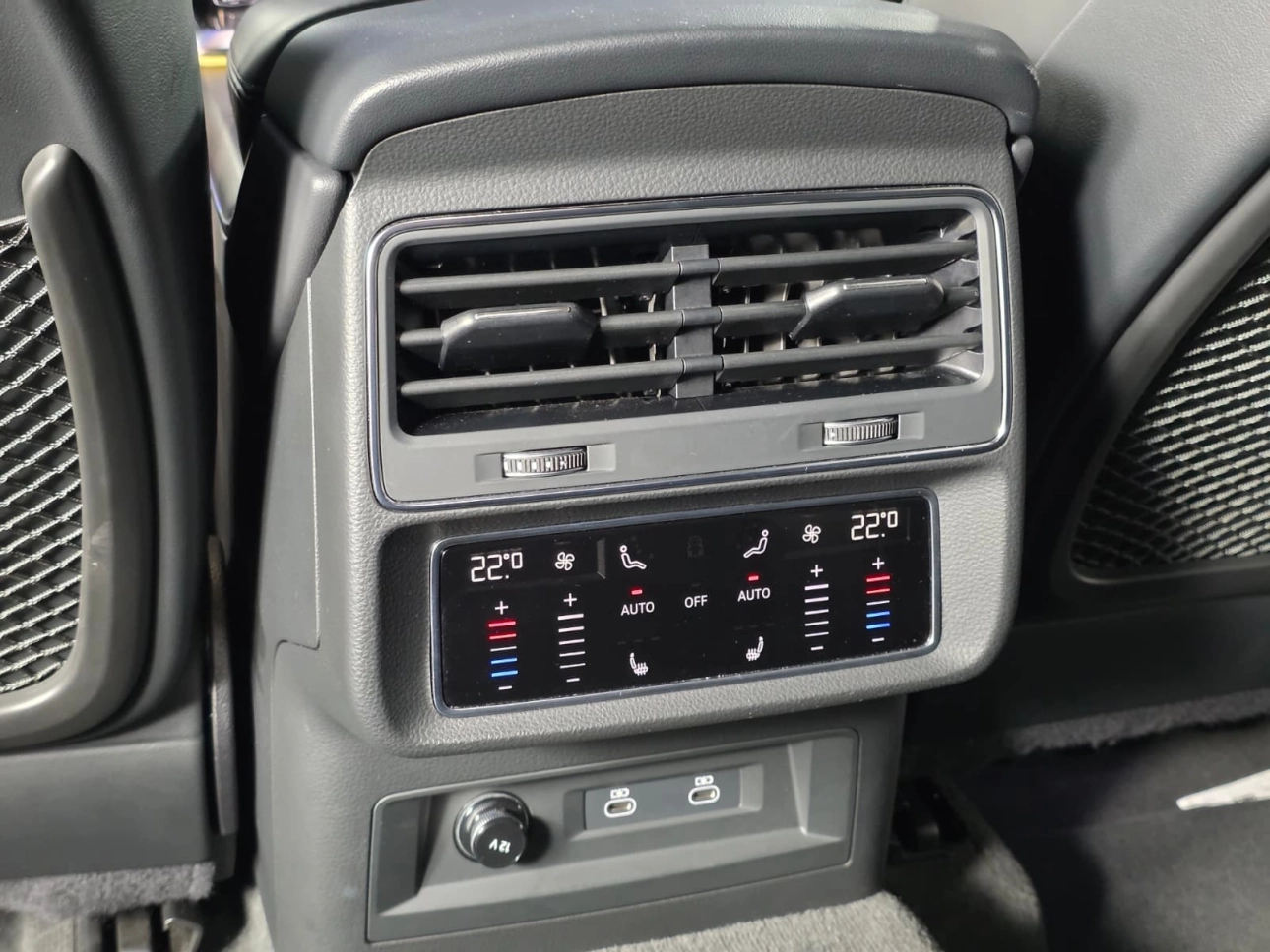 AUDI RS Q8 QUATTRO 4.0 V8441 A8 600CP 2024