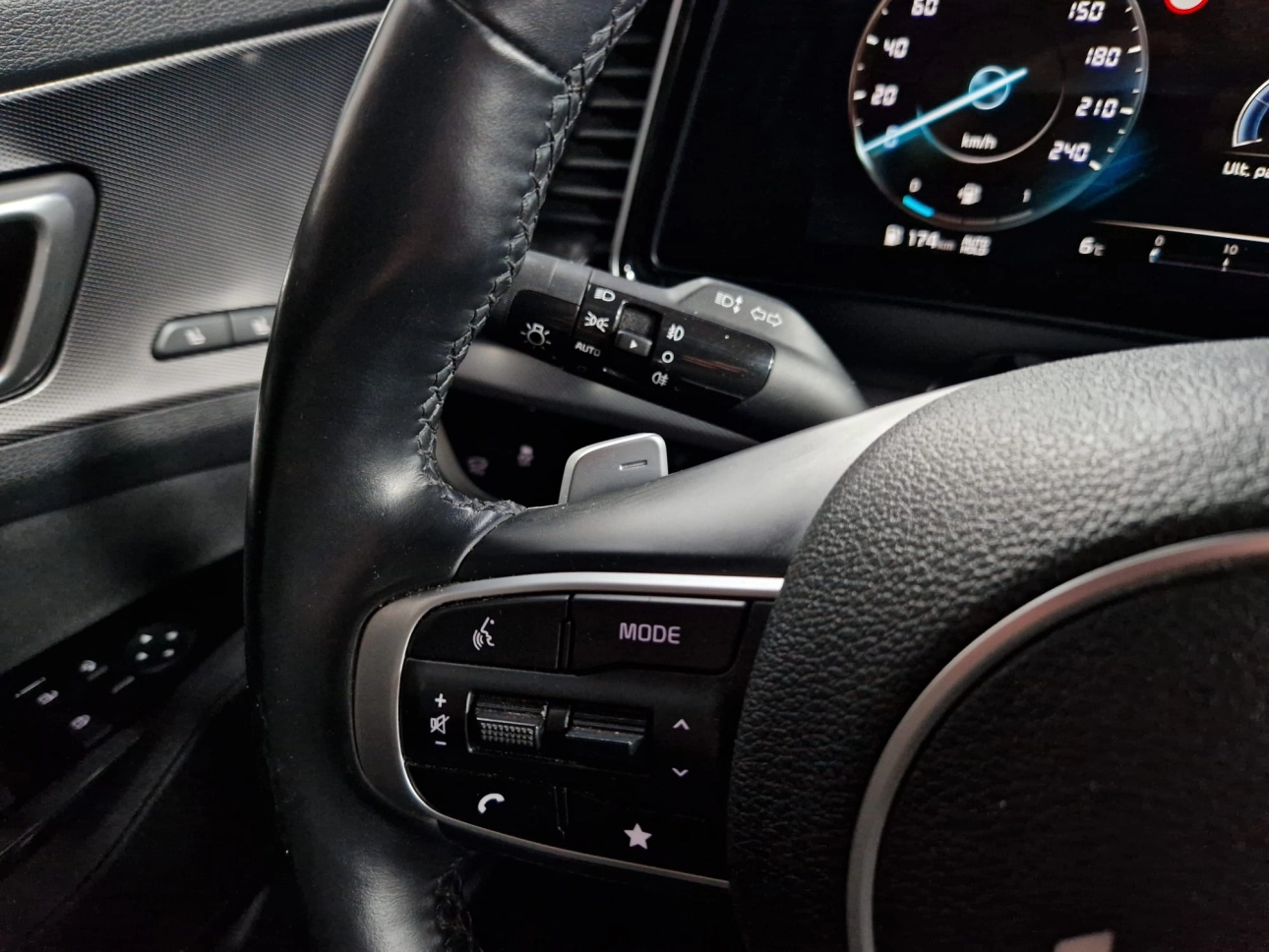 KIA SPORTAGE GT-LINE MHEV 7DCT 4X4 180CP 2022