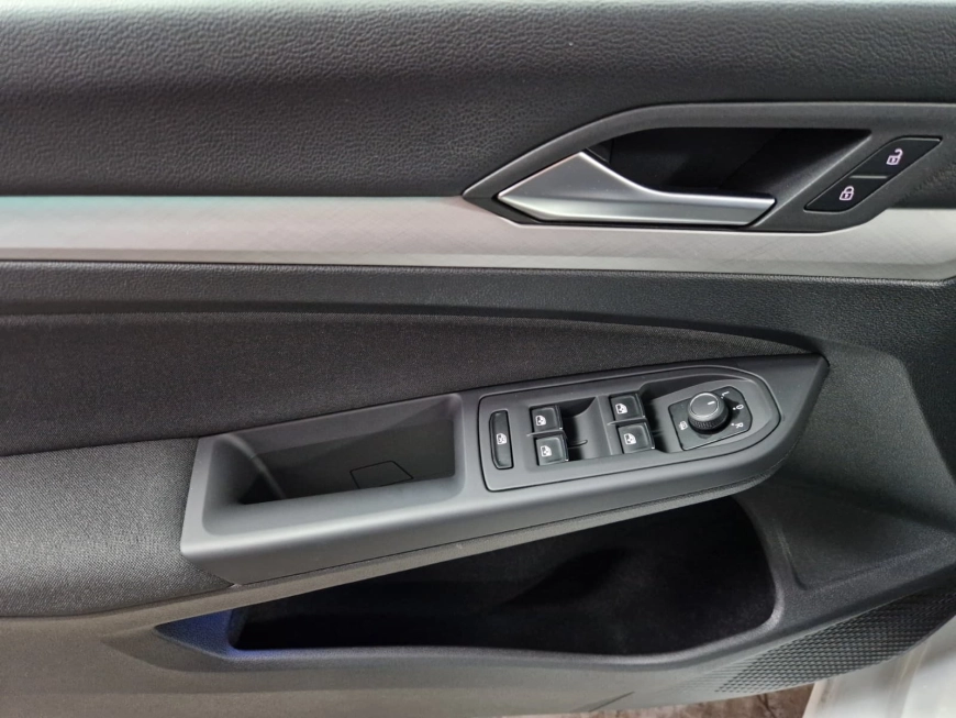 VOLKSWAGEN GOLF LIFE 1.0i 110CP 2021