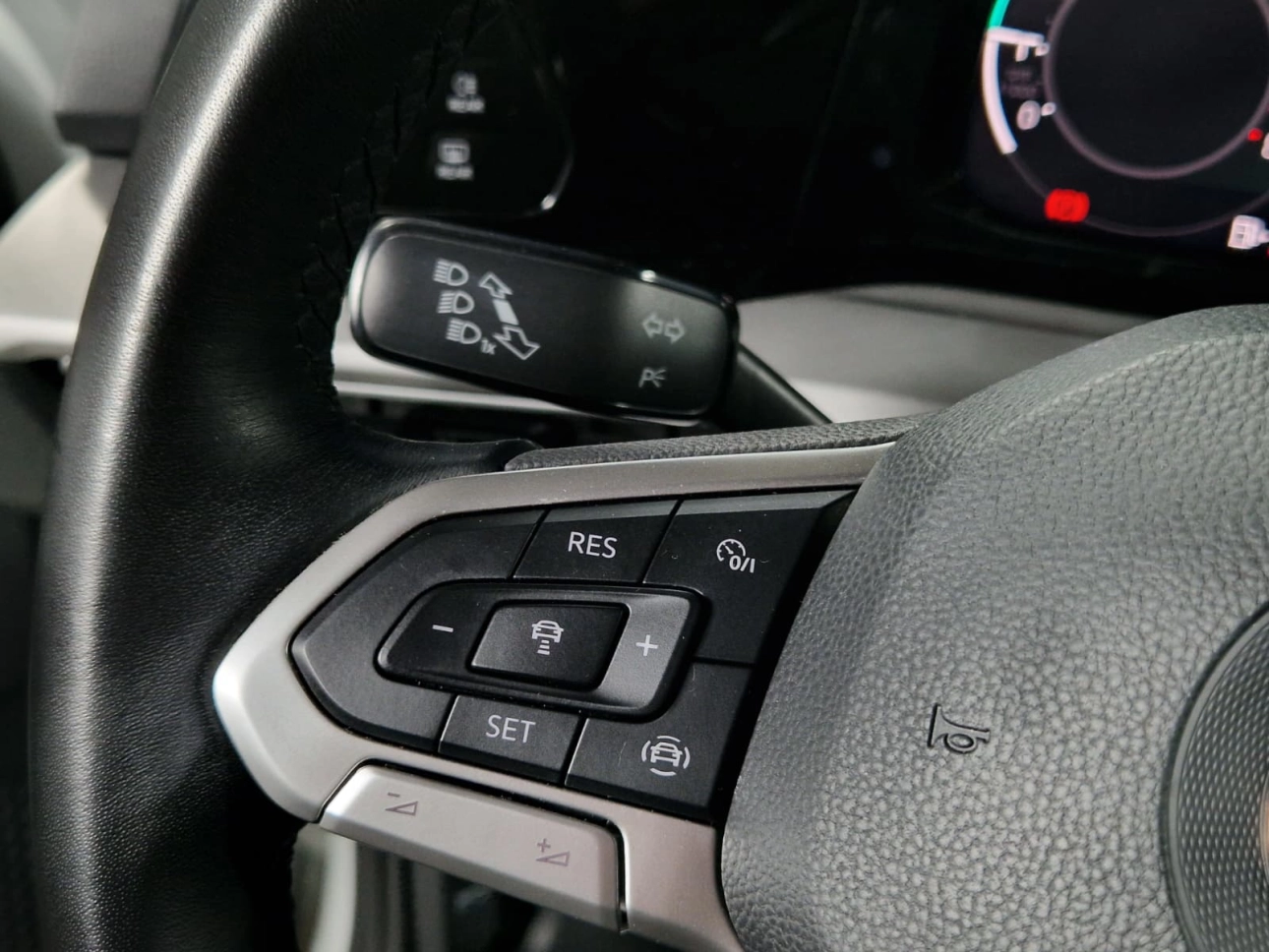 VOLKSWAGEN GOLF LIFE 1.0i 110CP 2021