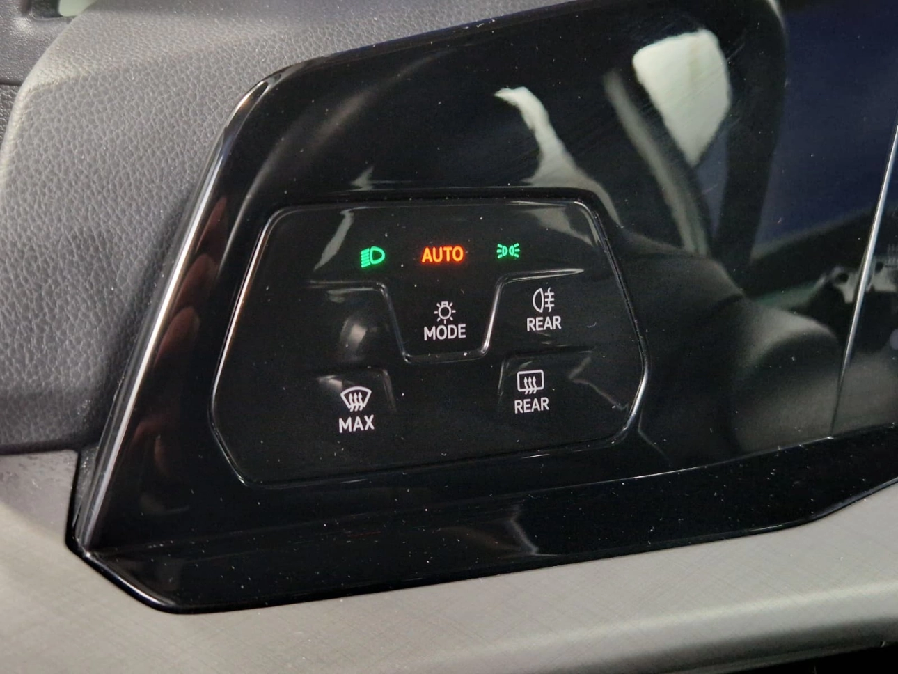 VOLKSWAGEN GOLF LIFE 1.0i 110CP 2021