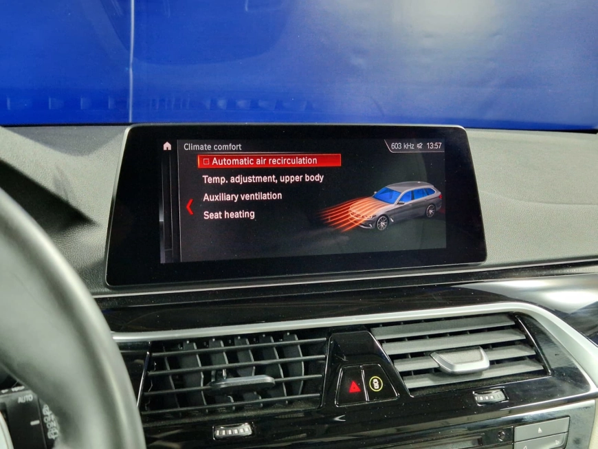 BMW SERIA 5 530d xDrive 265cp 2019