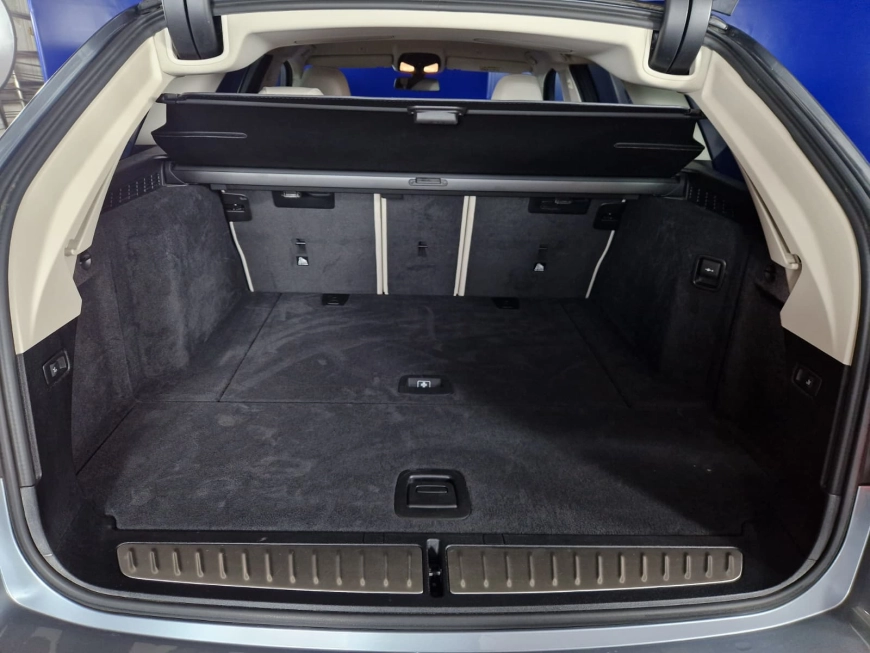 BMW SERIA 5 530d xDrive 265cp 2019