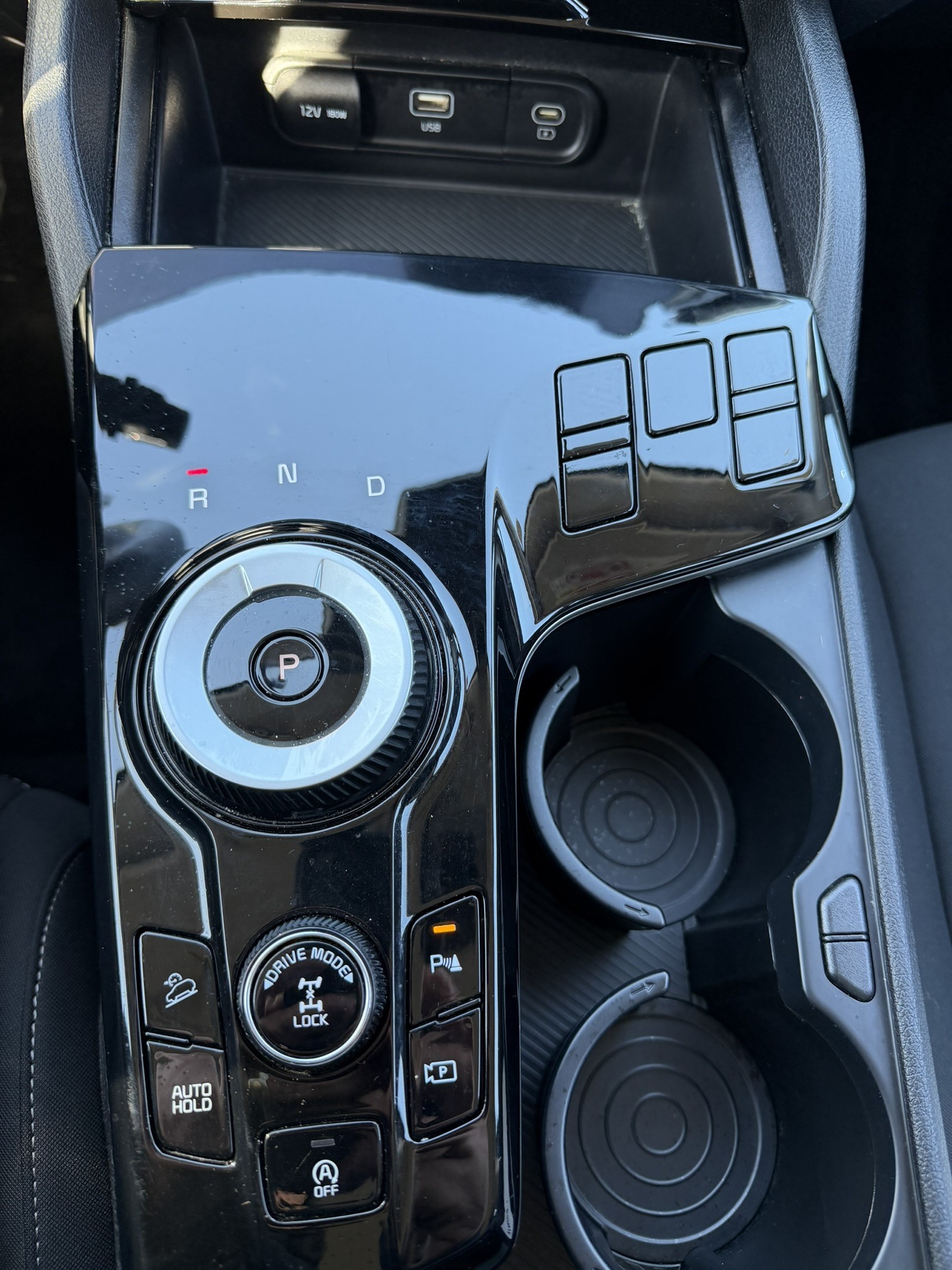 KIA Sportage 2022 — imagine 18