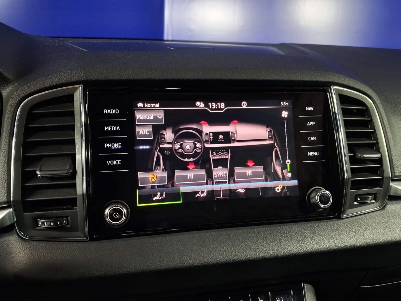 SKODA KAROQ STYLE  1.5TSI DSG 150CP 2021