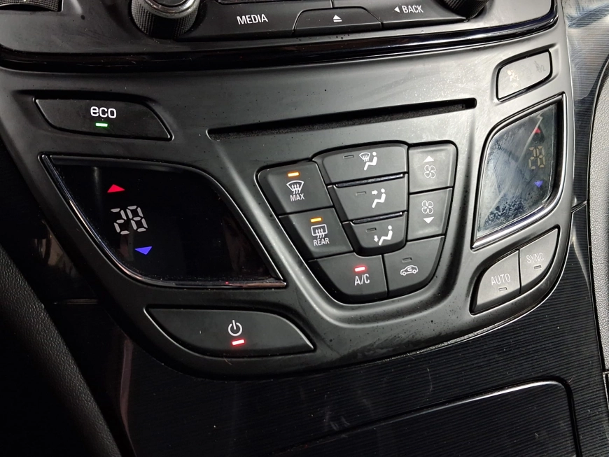 OPEL INSIGNIA 2.0CDTI 2014 163CP