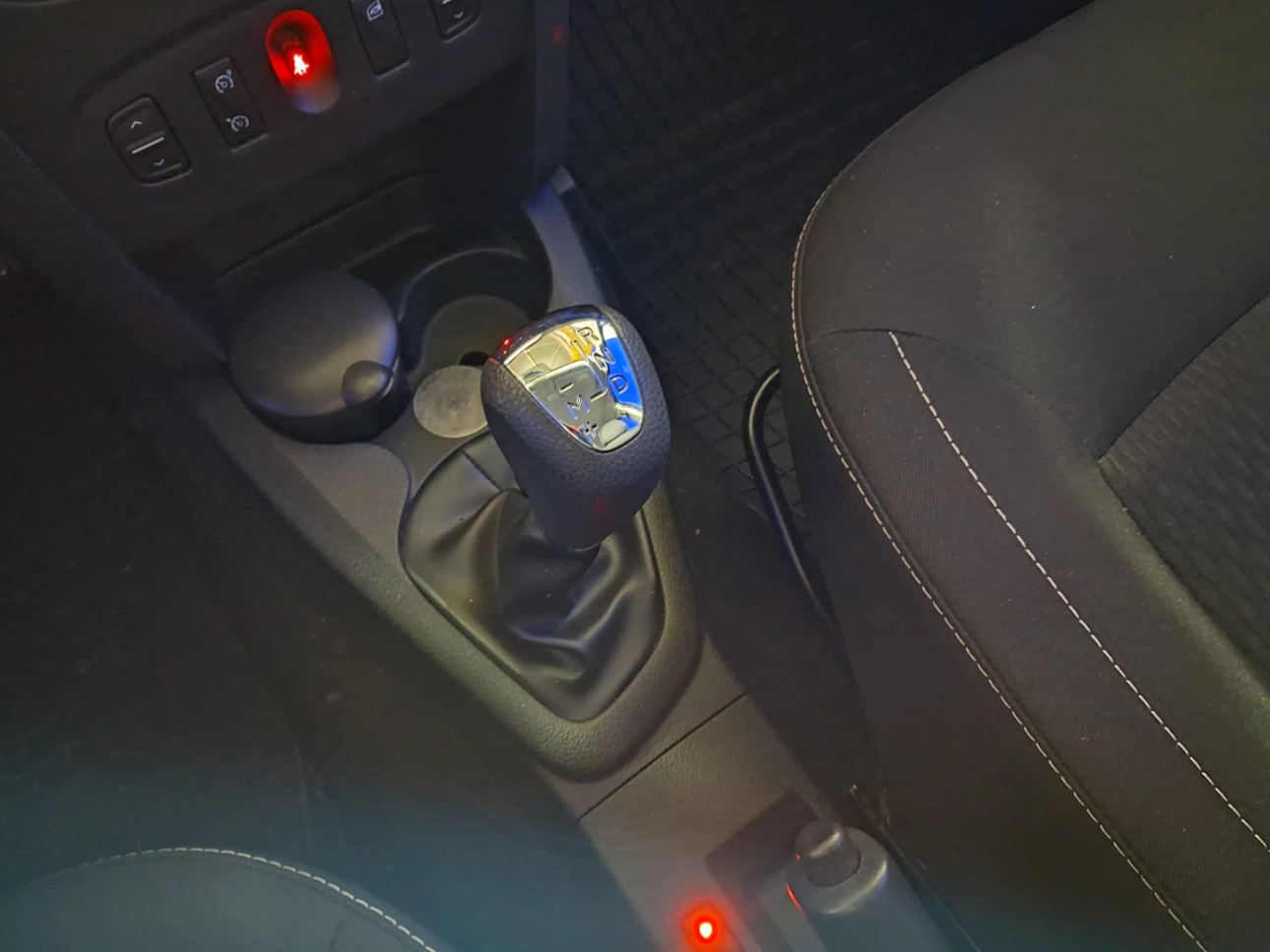 DACIA SANDERO 0.9i 90CP 2016