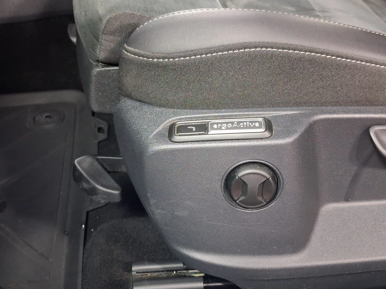 VOLKSWAGEN T ROC STYLE DSG 1.5TSI 150CP 2023