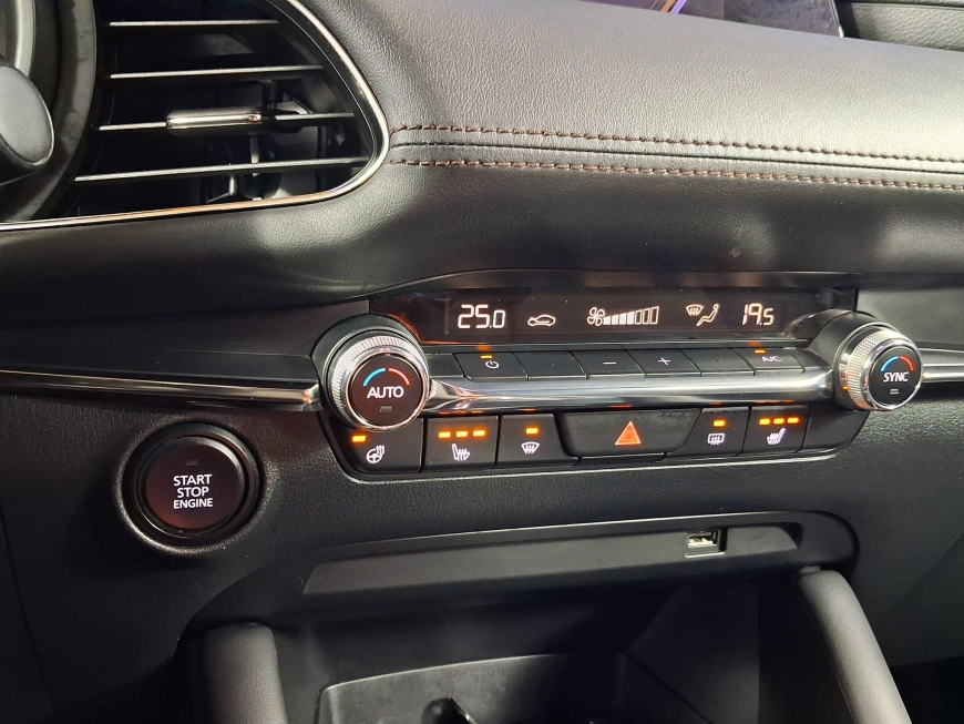 MAZDA 3 GT+ 122CP 2020