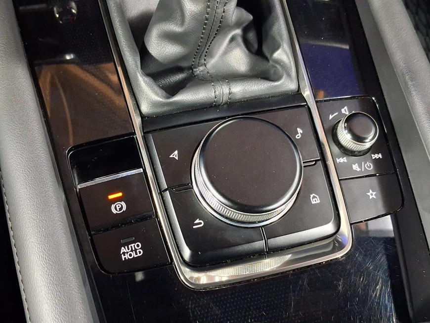 MAZDA 3 GT+ 122CP 2020