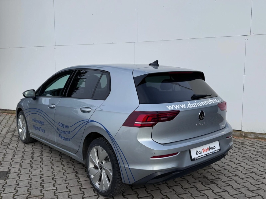 Volkswagen Golf Hatchback 2025