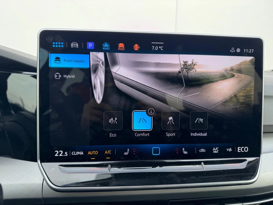 Volkswagen Golf Hatchback 2025