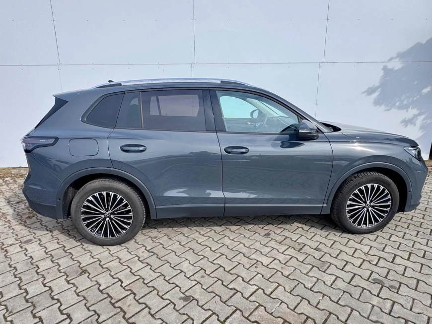 Volkswagen Tiguan SUV 2025