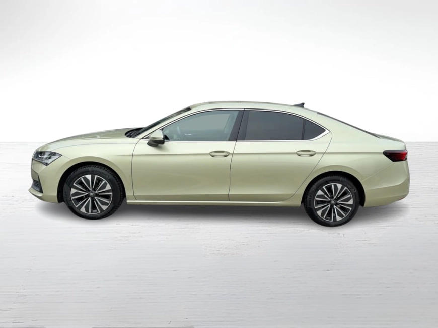 Skoda Superb Sedan 2025