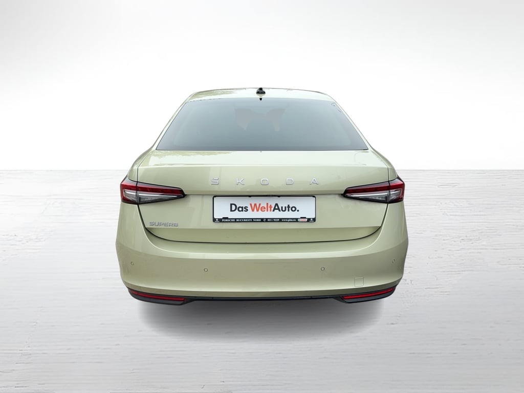 SKODA Superb 2025 — imagine 4