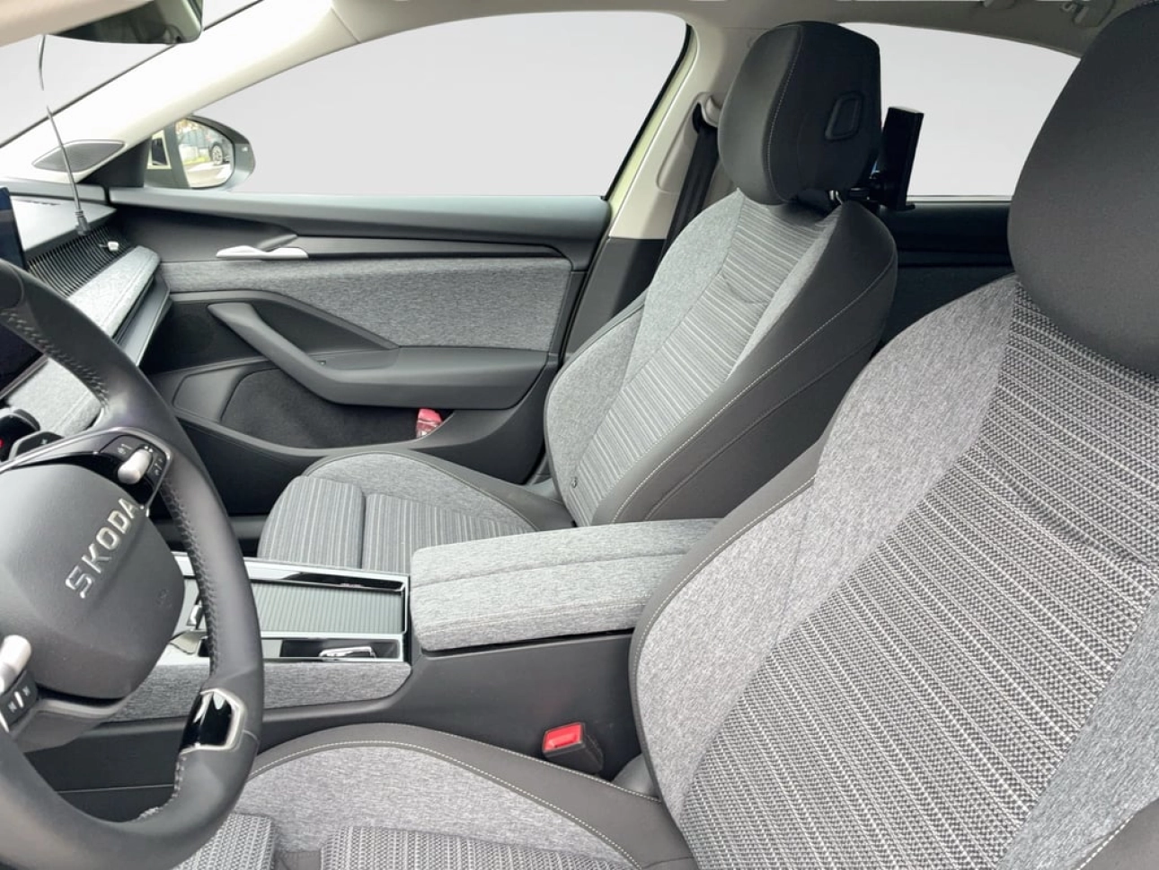 Skoda Superb Sedan 2025