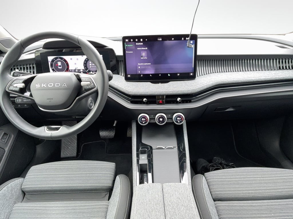 SKODA Superb 2025 — imagine 11