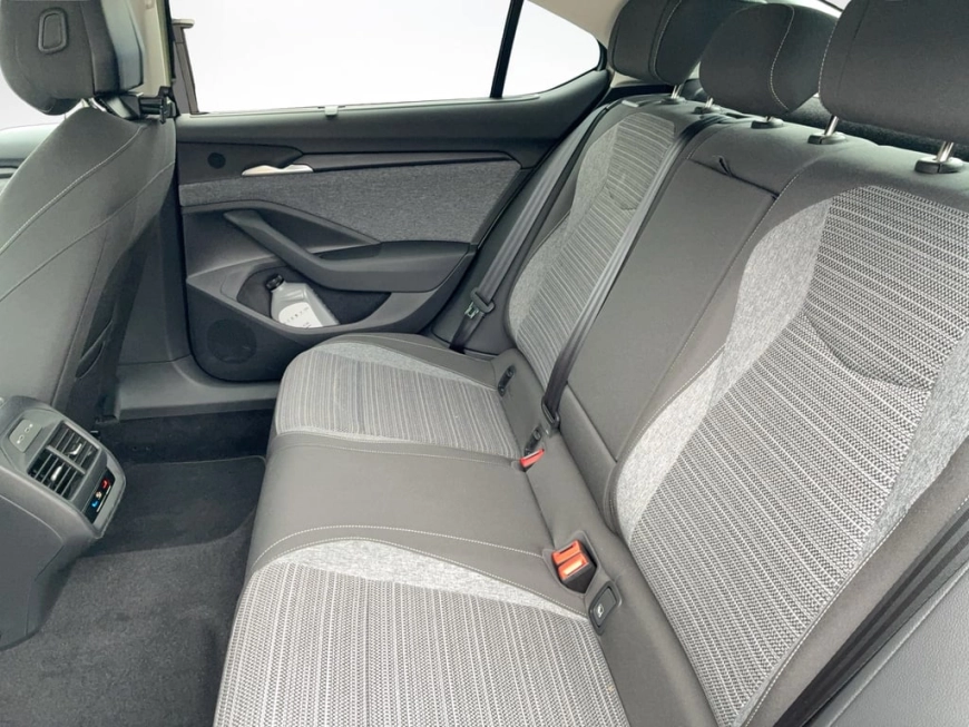 Skoda Superb Sedan 2025