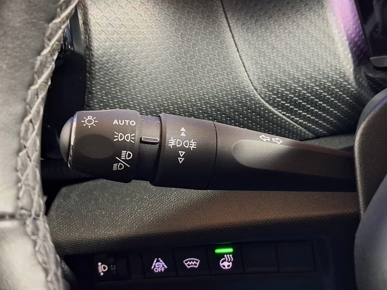 CITROEN C4 FEEL PACK 1.5HDI 130CP 2022