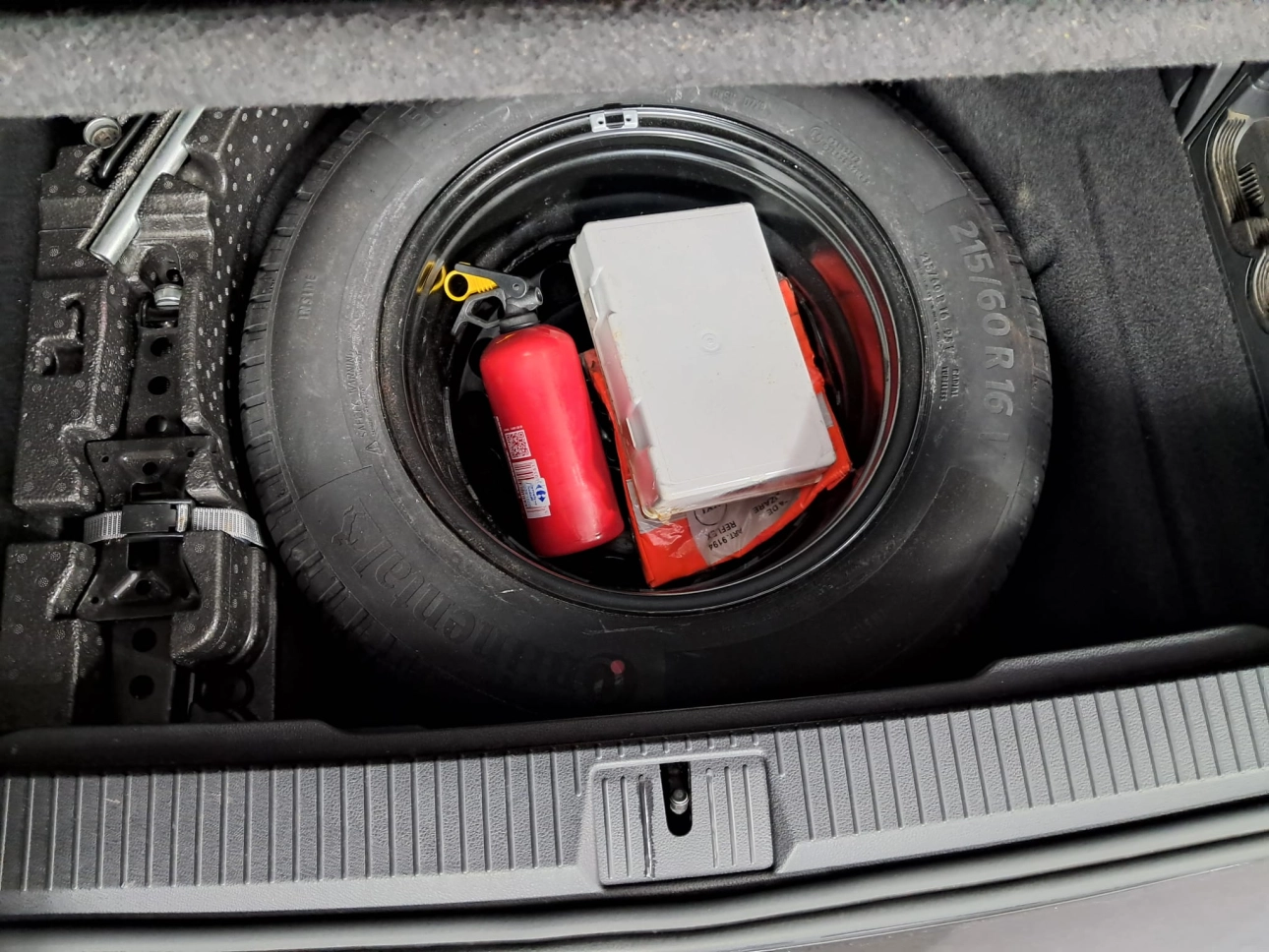 VOLKSWAGEN PASSAT VARIANT 1.5TSI DSG 150CP 2022