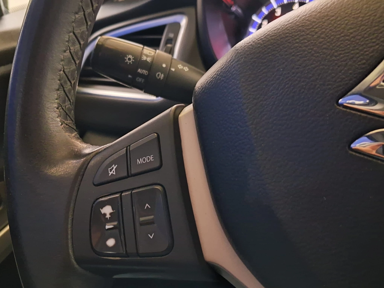 SUZUKI SX4 LUXUS AT ALLFRIP 140CP 2019