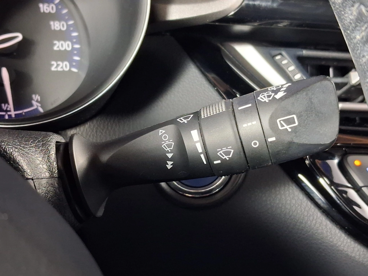 TOYOTA C-HR CENTER 1.8HSD 98CP 2021