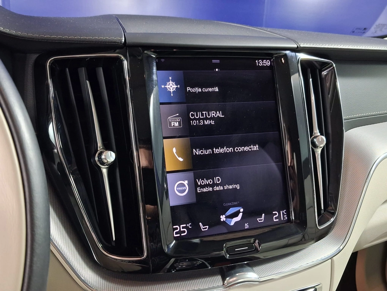 VOLVO XC60 INSCRIPTION 4WDB4D-HYBRID 197CP 2020