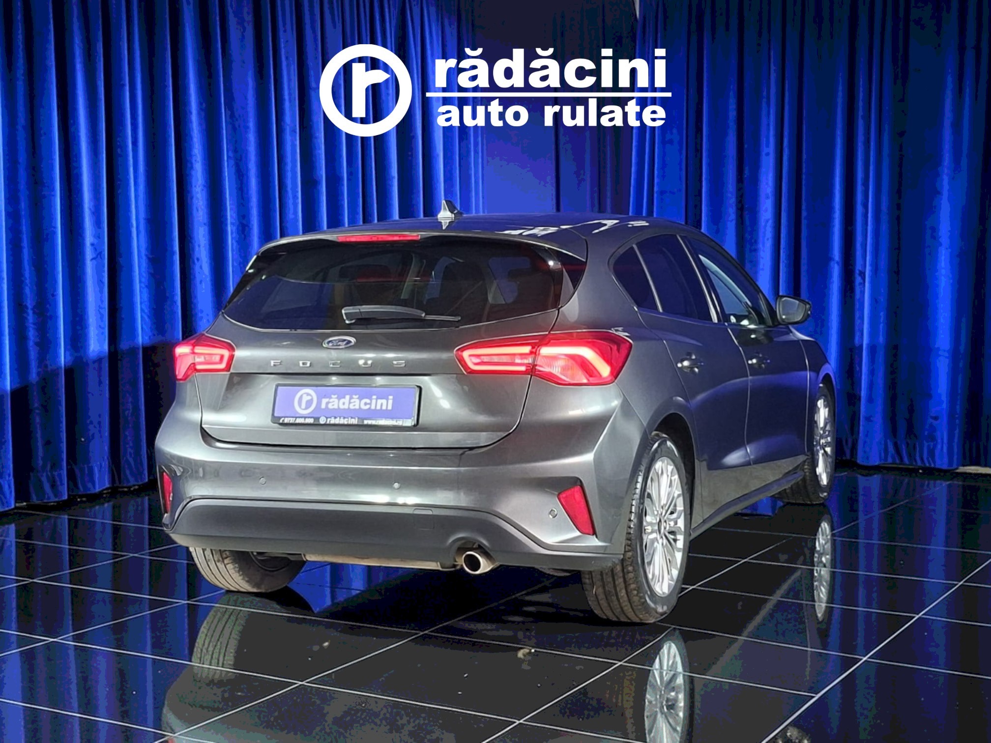 FORD Focus 2020 — imagine 7
