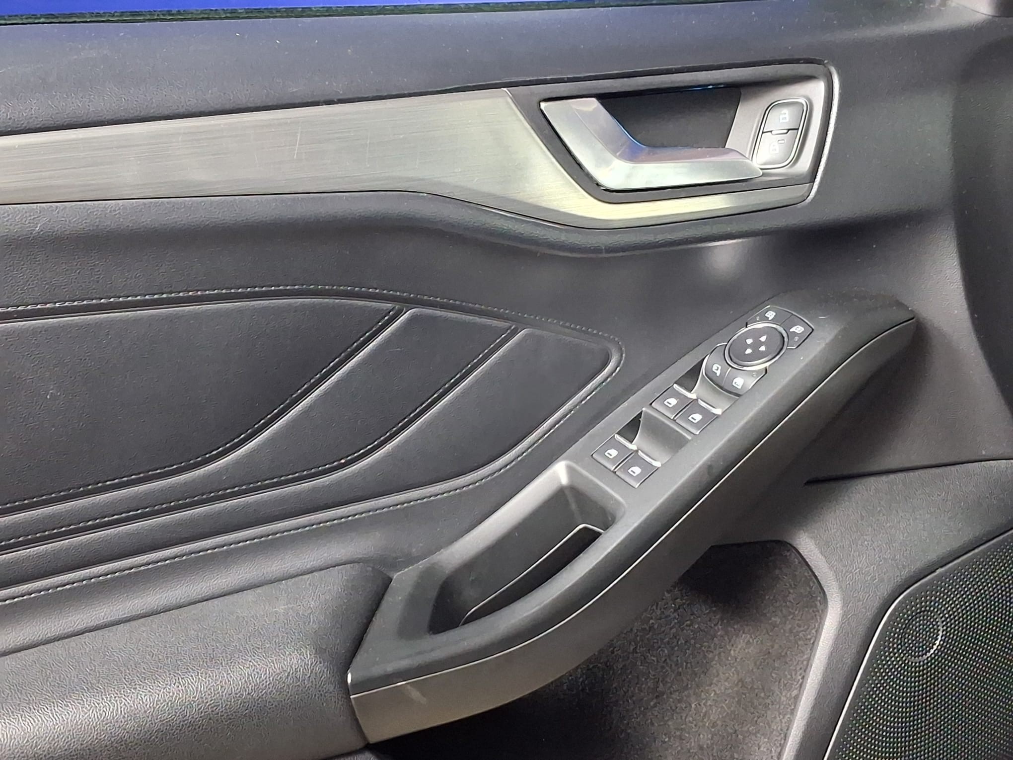 FORD Focus 2020 — imagine 10