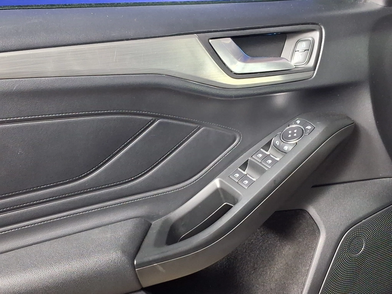 FORD FOCUS TITANIUM 1.5ECOBLUE 120CP 2020