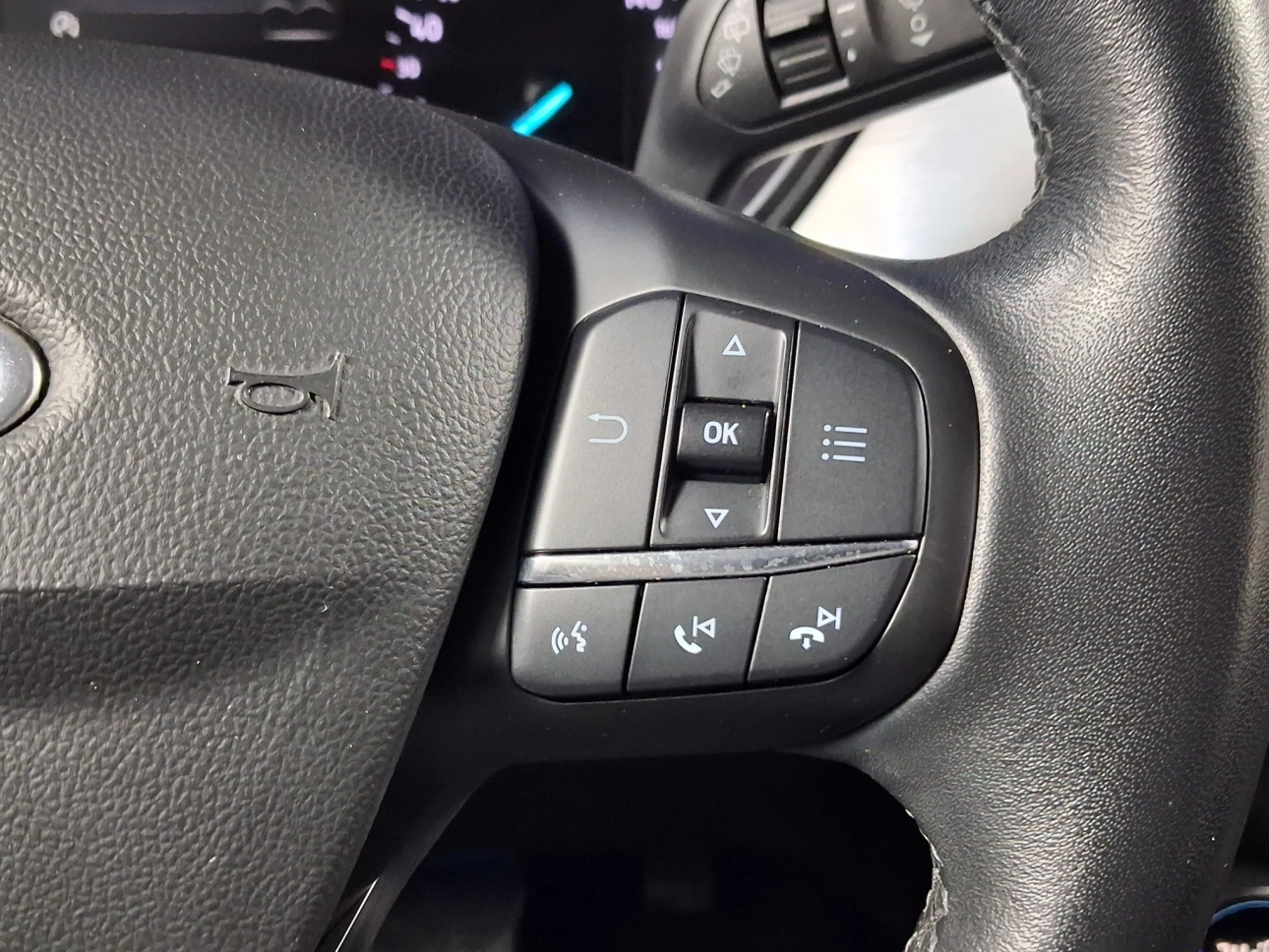 FORD FOCUS TITANIUM 1.5ECOBLUE 120CP 2020