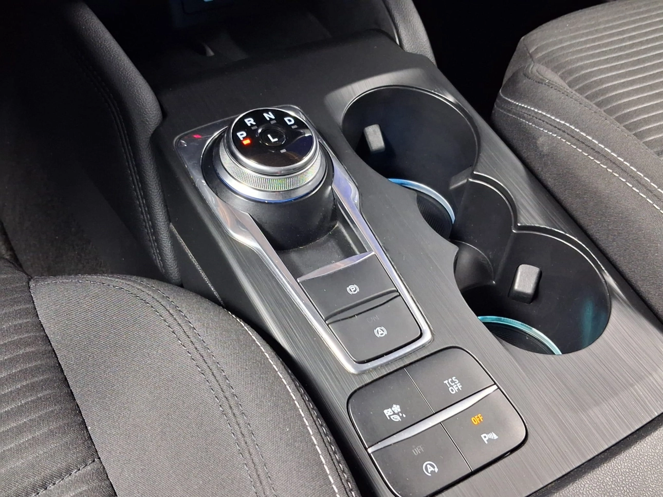 FORD FOCUS TITANIUM 1.5ECOBLUE 120CP 2020