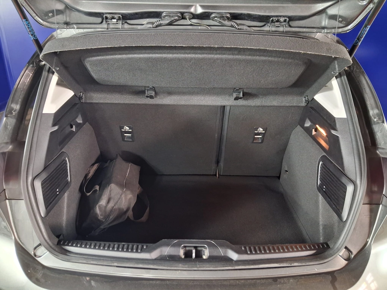 FORD FOCUS TITANIUM 1.5ECOBLUE 120CP 2020