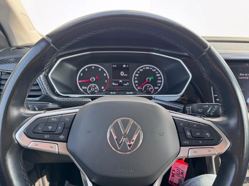 Volkswagen T-CROSS SUV 2021