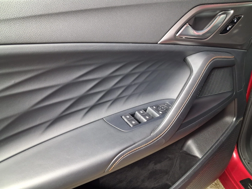 MG HS EXCLUSIV  170CP 2024