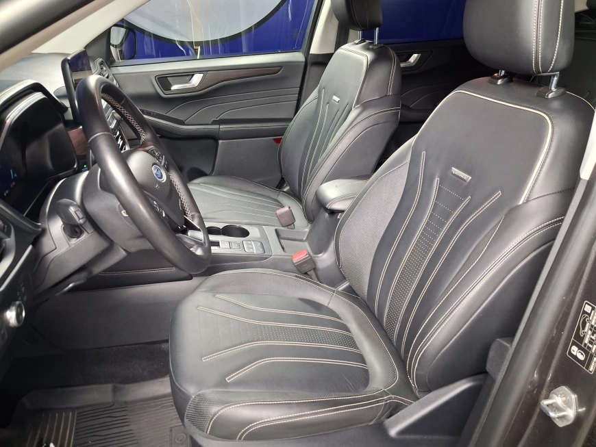 FORD KUGA VIGNALE A8 AWD 2.0ECOBULE 190CP 2021