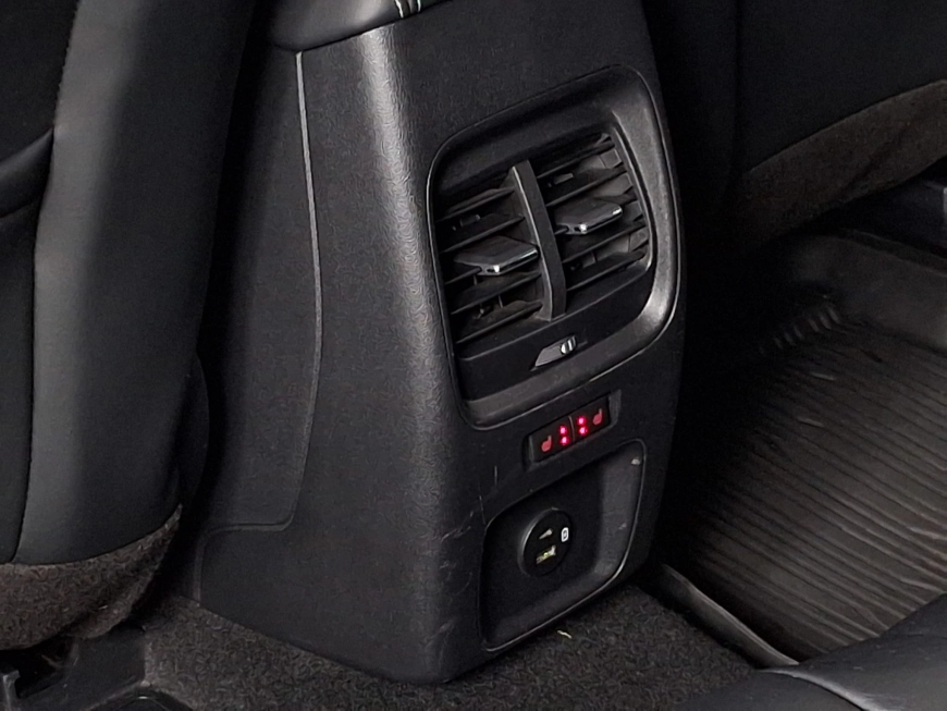 FORD KUGA VIGNALE A8 AWD 2.0ECOBULE 190CP 2021