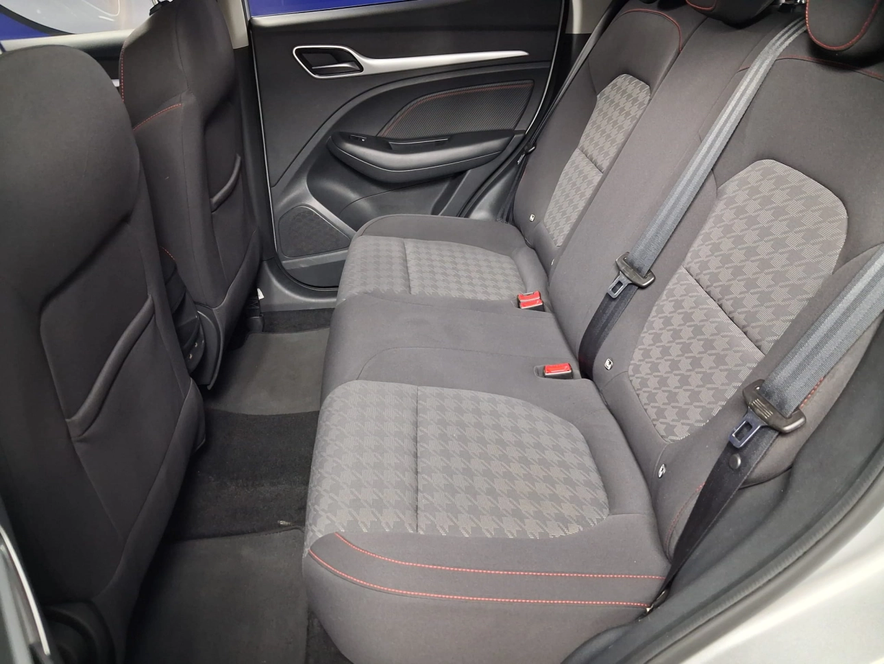 MG ZS ICE 1.5i 106CP 2023