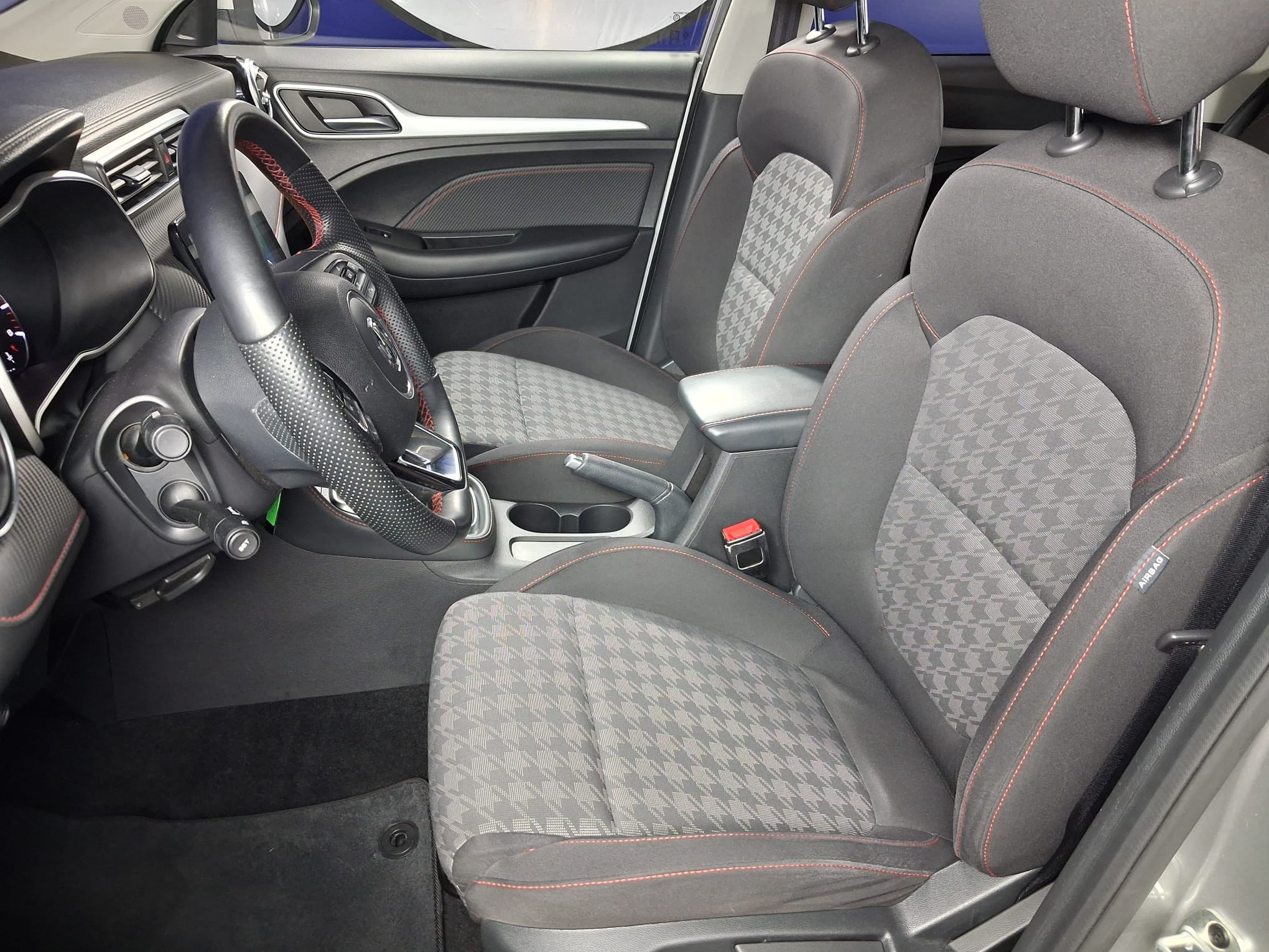 MG ZS 2023 — imagine 11