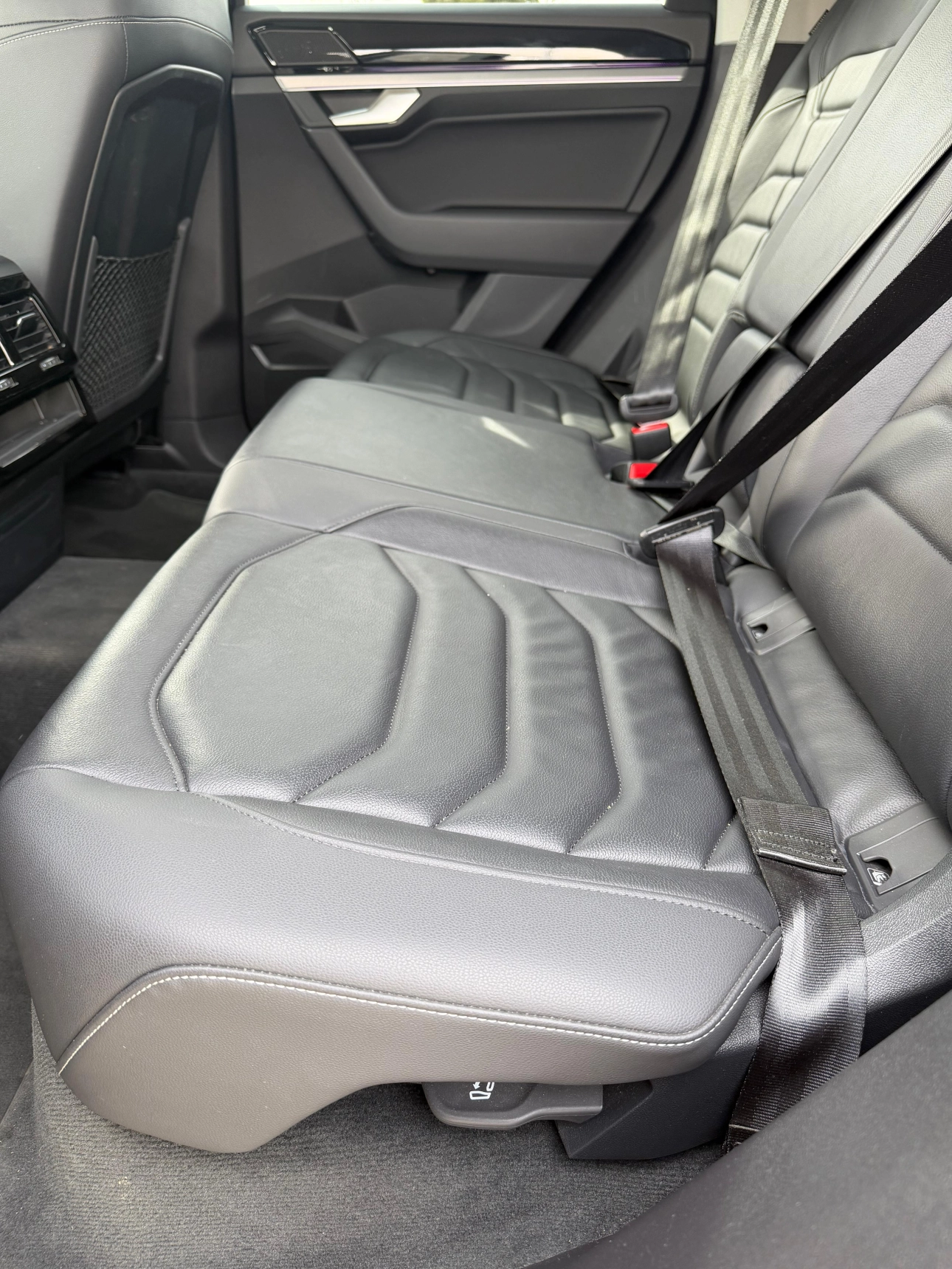 Volkswagen Touareg SUV 2023