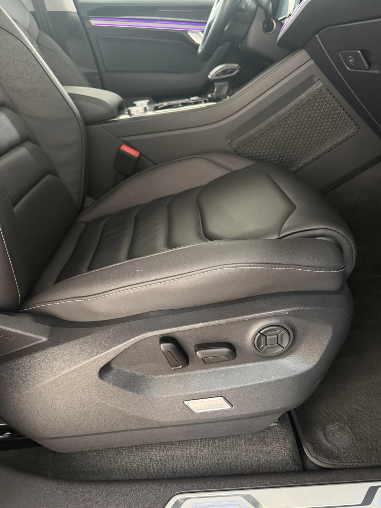 Volkswagen Touareg SUV 2023