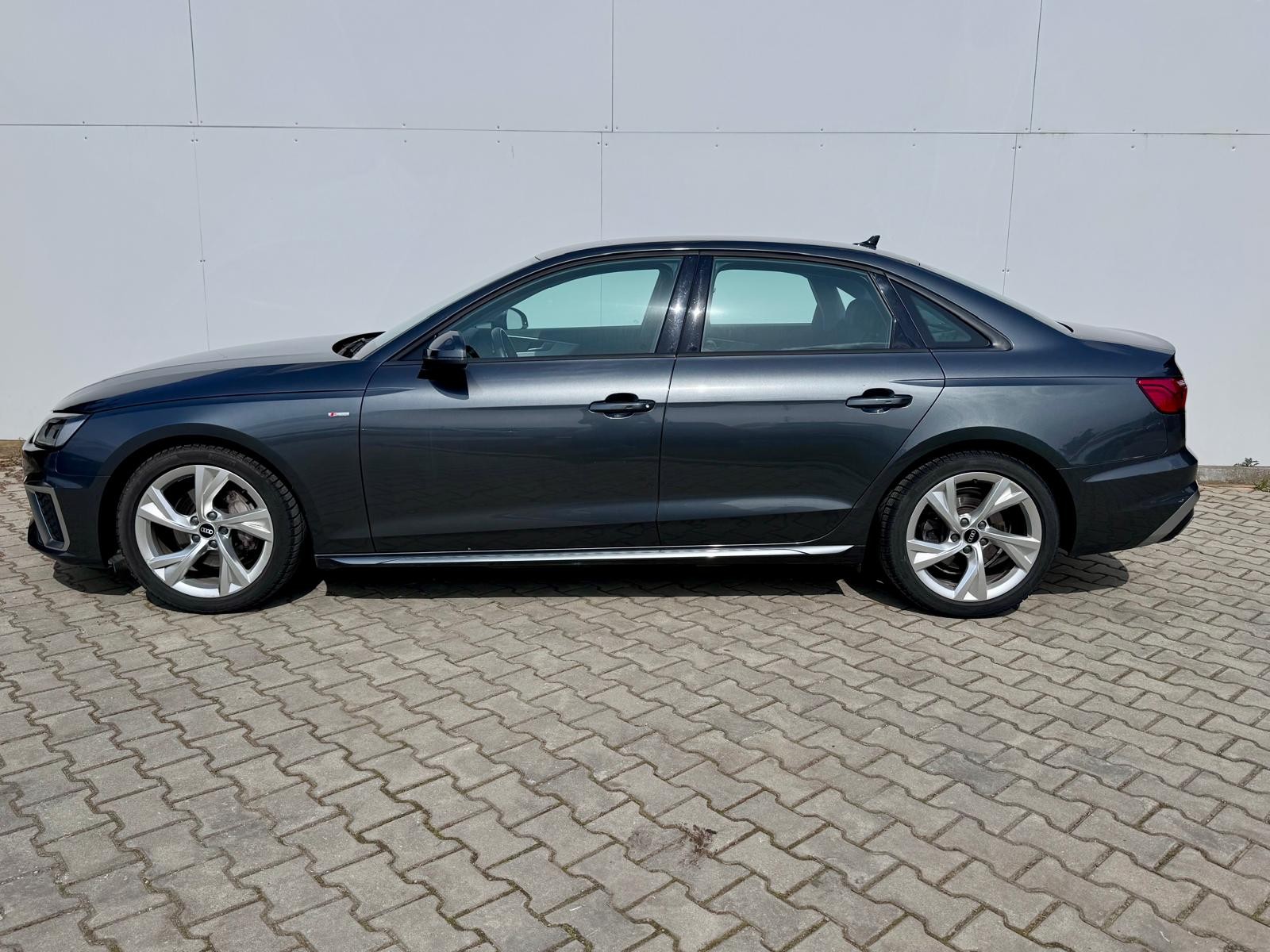 AUDI A4 2021 — imagine 2