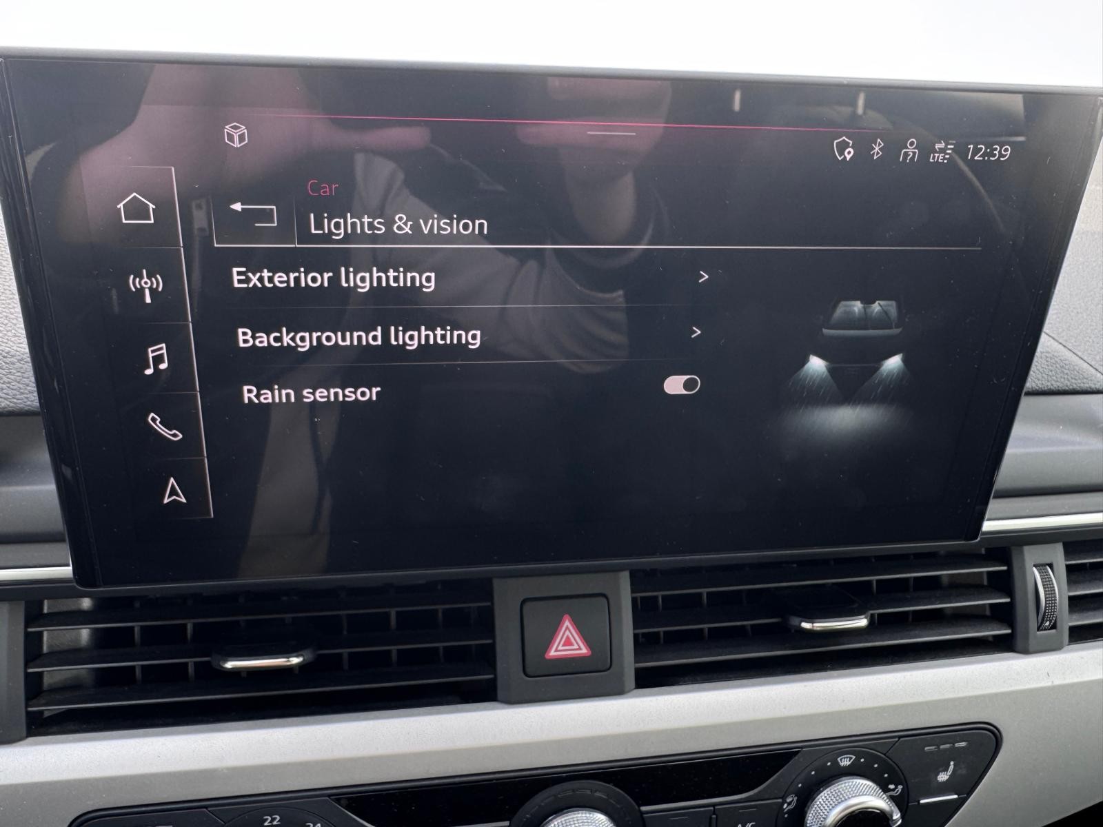 AUDI A4 2021 — imagine 11