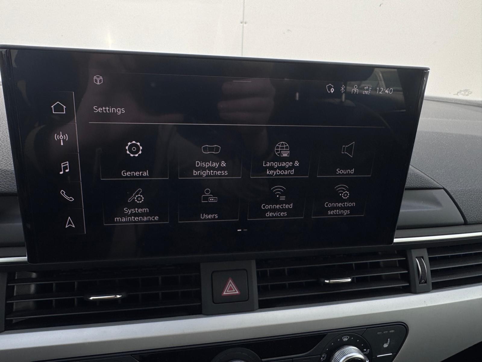 AUDI A4 2021 — imagine 17