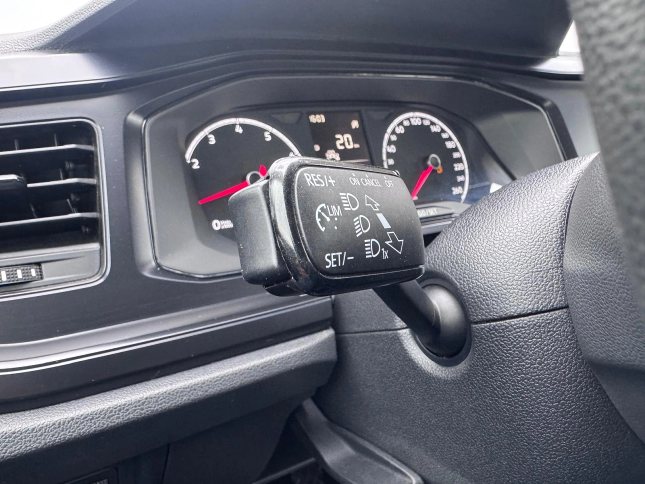 Volkswagen Polo Hatchback 2021