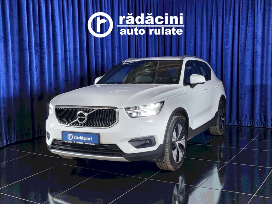 VOLVO XC 40 MOMENTUM HYBRID B4 MHEV  2.0TI  197CP 2021