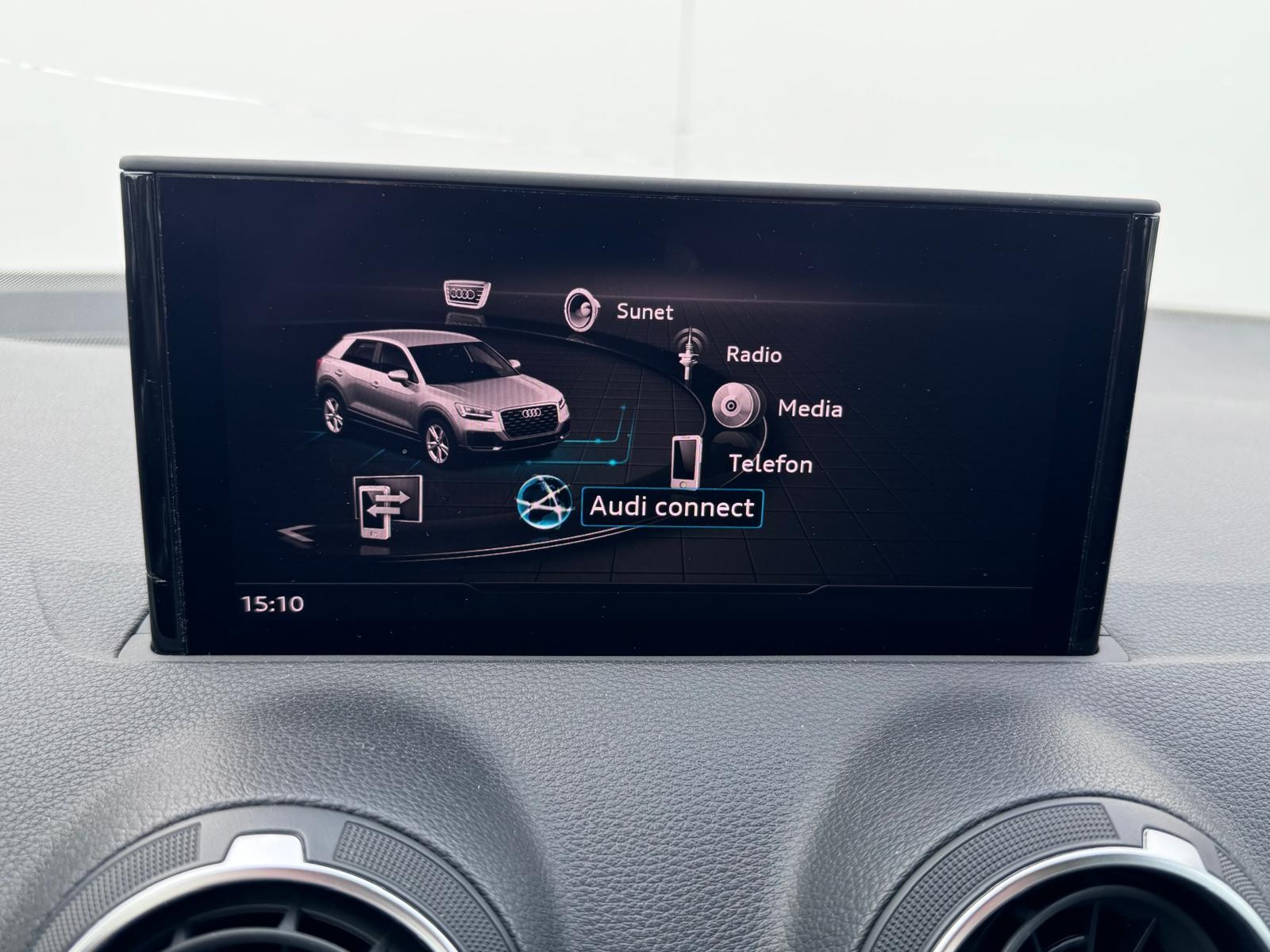 AUDI Q2 2023 — imagine 12