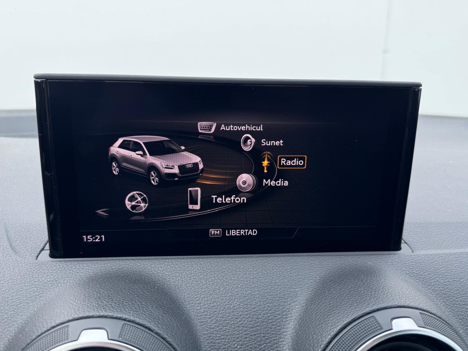 AUDI Q2 2023 — imagine 10