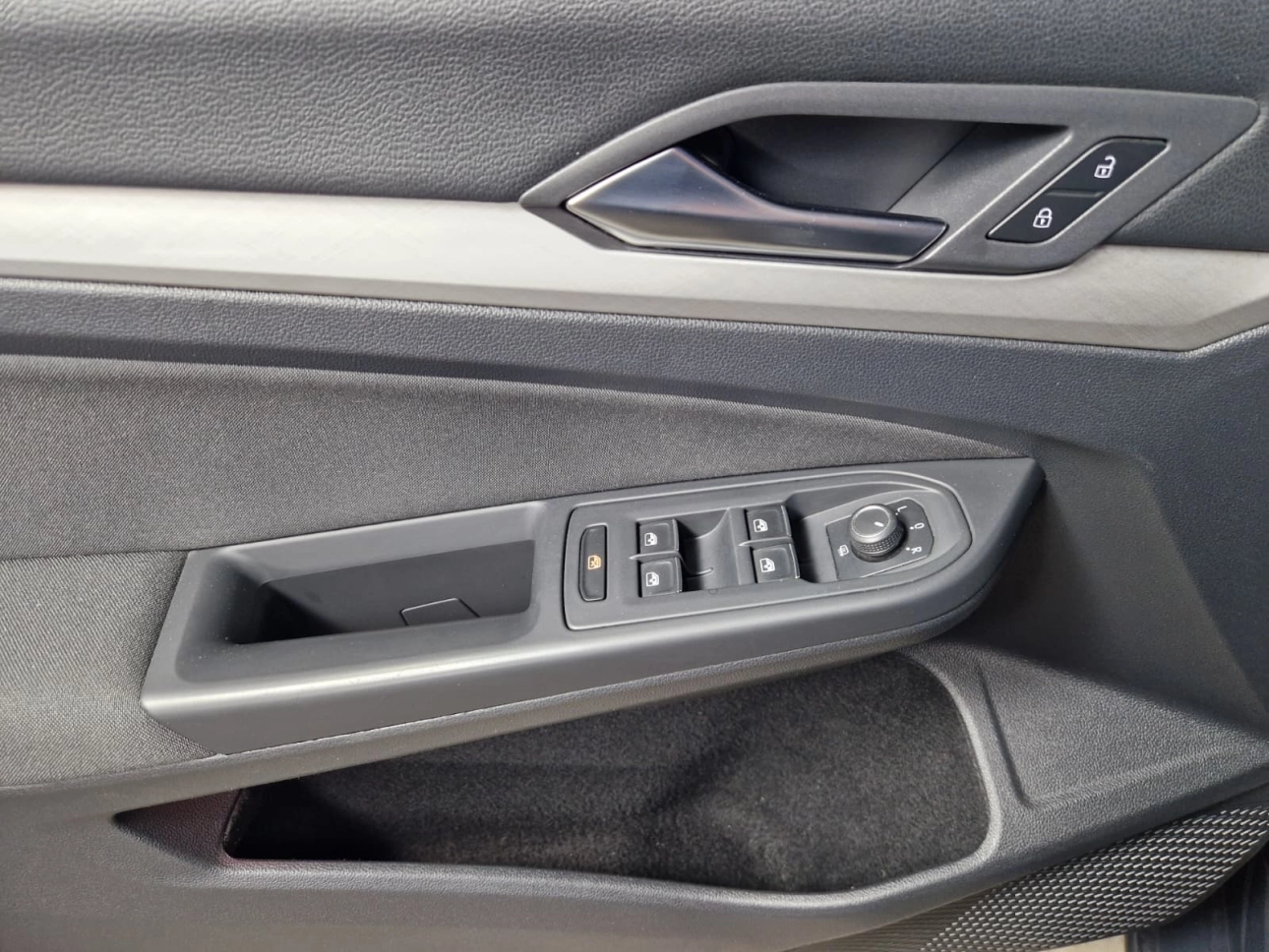 VOLKSWAGEN GOLF LIFE 2.0TDI 115CP 2021